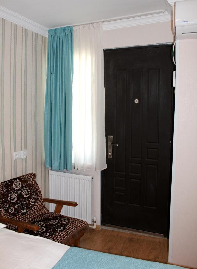 Guest House Old Tiflis 5 المظهر الخارجي الصورة