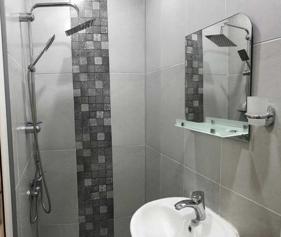 Guest House Old Tiflis 5 المظهر الخارجي الصورة